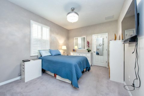 Casa en venta en Land O' Lakes, Florida, 5 dormitorios, 308.06 m2 № 1914692 - foto 18