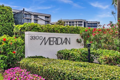 Condo in Palm Beach, Florida, 2 bedrooms  № 2348545