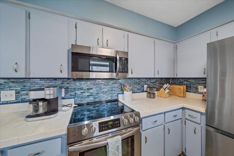 House in Venice, Florida 2 bedrooms, 104.61 sq.m. № 1654605 - photo 9