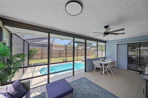 House in Venice, Florida 2 bedrooms, 104.61 sq.m. № 1654605 - photo 24