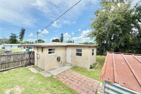 House in Largo, Florida 3 bedrooms, 65.4 sq.m. № 1908923 - photo 29