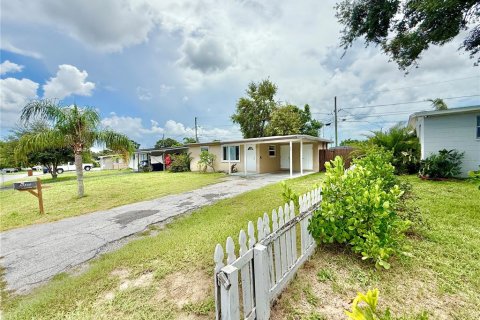 House in Largo, Florida 3 bedrooms, 65.4 sq.m. № 1908923 - photo 7