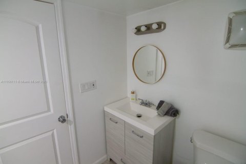 Apartamento en alquiler en Miami Beach, Florida, 1 dormitorio, 47.38 m2 № 1942892 - foto 10