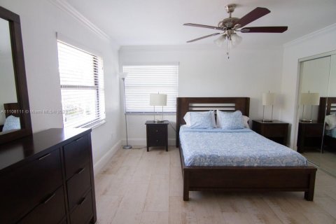 Apartamento en alquiler en Miami Beach, Florida, 1 dormitorio, 47.38 m2 № 1942892 - foto 13