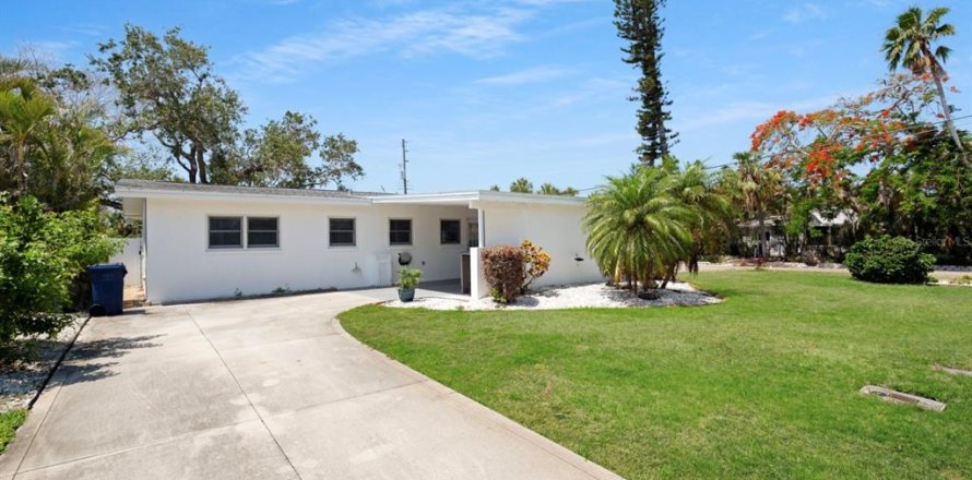 Villa ou maison à Saint Pete Beach, Floride 3 chambres, 120.77 m2 № 1915338