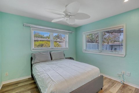Villa ou maison à louer à Saint Pete Beach, Floride: 3 chambres, 120.77 m2 № 1915338 - photo 17