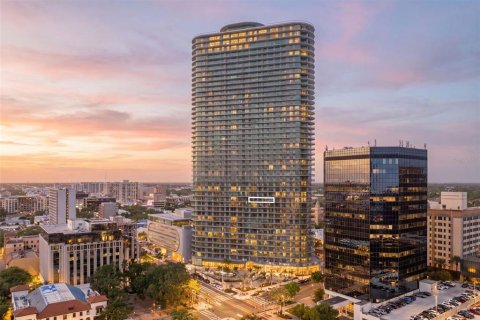 Condo à Saint Petersburg, Floride, 2 chambres № 2149786