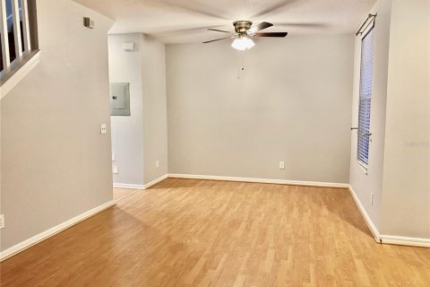 Townhouse in Wesley Chapel, Florida 2 bedrooms, 115.2 sq.m. № 1886962 - photo 4