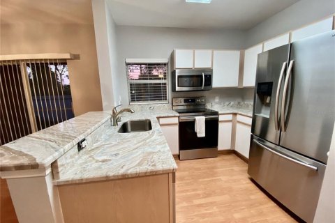 Townhouse in Wesley Chapel, Florida 2 bedrooms, 115.2 sq.m. № 1886962 - photo 7