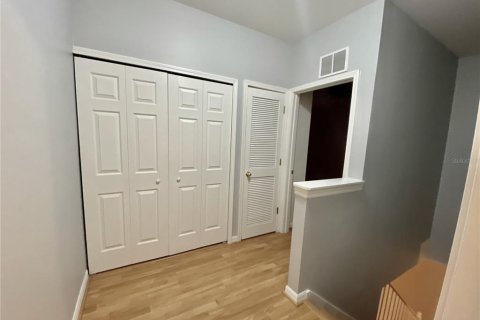 Townhouse in Wesley Chapel, Florida 2 bedrooms, 115.2 sq.m. № 1886962 - photo 13