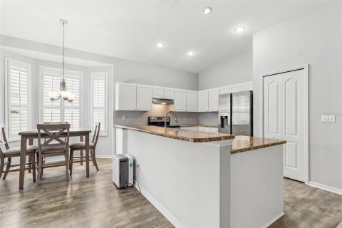 House in Lutz, Florida 3 bedrooms, 178.47 sq.m. № 2223351 - photo 30
