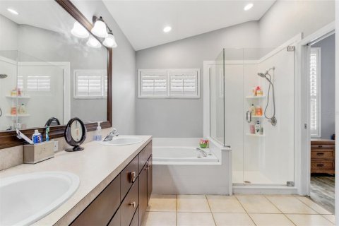 House in Lutz, Florida 3 bedrooms, 178.47 sq.m. № 2223351 - photo 22