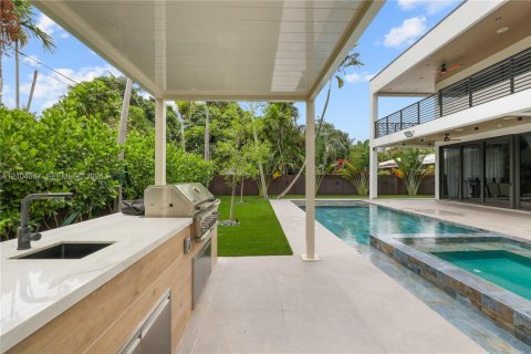 Villa ou maison à vendre à Fort Lauderdale, Floride: 5 chambres, 319.4 m2 № 2413144 - photo 14