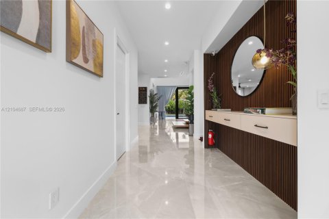 Villa ou maison à vendre à Fort Lauderdale, Floride: 5 chambres, 319.4 m2 № 2413144 - photo 25