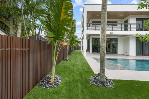 Villa ou maison à vendre à Fort Lauderdale, Floride: 5 chambres, 319.4 m2 № 2413144 - photo 22
