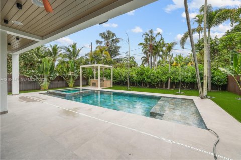 Villa ou maison à vendre à Fort Lauderdale, Floride: 5 chambres, 319.4 m2 № 2413144 - photo 20