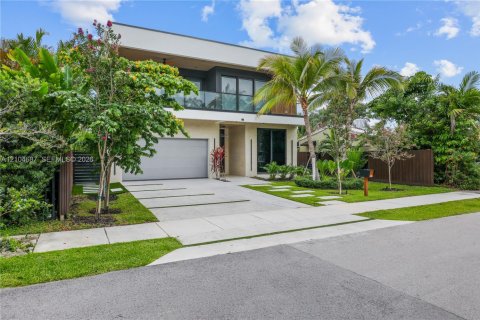 Villa ou maison à vendre à Fort Lauderdale, Floride: 5 chambres, 319.4 m2 № 2413144 - photo 4