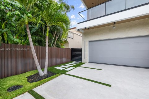 Villa ou maison à vendre à Fort Lauderdale, Floride: 5 chambres, 319.4 m2 № 2413144 - photo 6
