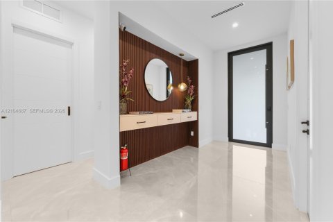 Villa ou maison à vendre à Fort Lauderdale, Floride: 5 chambres, 319.4 m2 № 2413144 - photo 28