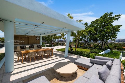 Condo in Bay Harbor Islands, Florida, 1 bedroom  № 2184179 - photo 30
