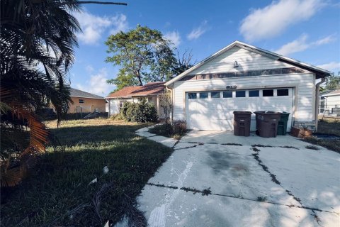 Casa en Cape Coral, Florida 3 dormitorios, 114.08 m2 № 2210914