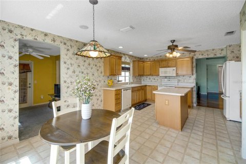 Casa en venta en The Villages, Florida, 3 dormitorios, 164.07 m2 № 2386091 - foto 22