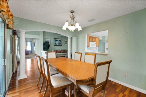 Casa en venta en The Villages, Florida, 3 dormitorios, 164.07 m2 № 2386091 - foto 28