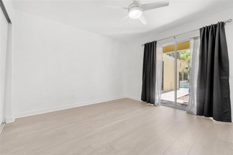 Condominio en venta en Tampa, Florida, 1 dormitorio, 55.74 m2 № 1786153 - foto 9