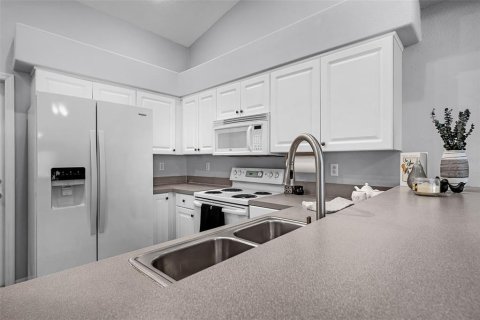 House in Groveland, Florida 2 bedrooms, 107.02 sq.m. № 1876480 - photo 9