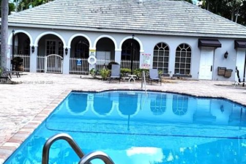 Condominio en venta en Pembroke Pines, Florida, 3 dormitorios, 115.2 m2 № 1952655 - foto 18