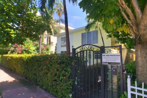 Condominio en alquiler en Miami Beach, Florida, 38 m2 № 1991913 - foto 14