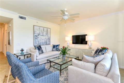 Condo in Bradenton, Florida, 2 bedrooms in LAKEWOOD NATIONAL  № 1680864 - photo 4