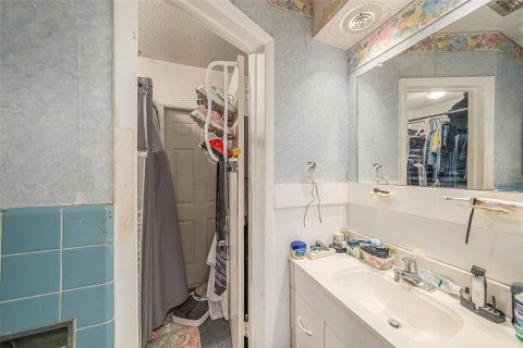 Villa ou maison à vendre à Palm Harbor, Floride: 4 chambres, 137.87 m2 № 1906683 - photo 20