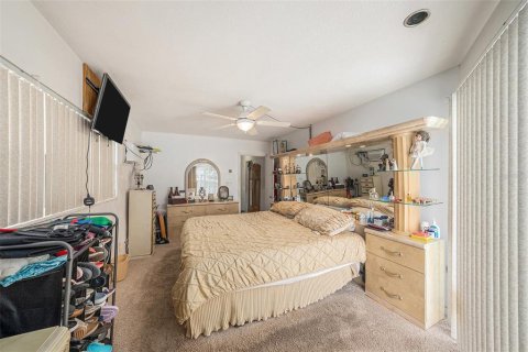Villa ou maison à vendre à Palm Harbor, Floride: 4 chambres, 137.87 m2 № 1906683 - photo 14