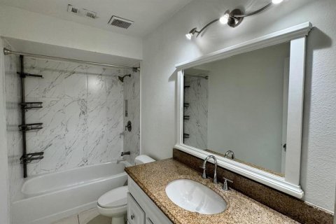 Villa ou maison à louer à Kissimmee, Floride: 3 chambres, 127.93 m2 № 2419033 - photo 8