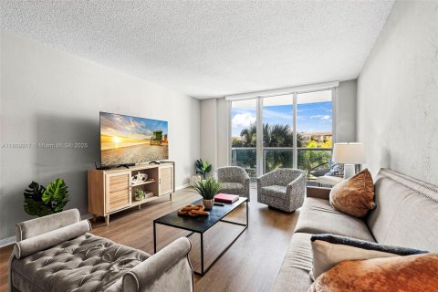 Copropriété à vendre à Sunny Isles Beach, Floride: 1 chambre, 93.37 m2 № 1935607 - photo 2