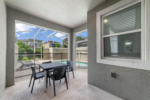 Townhouse in Davenport, Florida 4 bedrooms, 177.81 sq.m. № 2121105 - photo 22