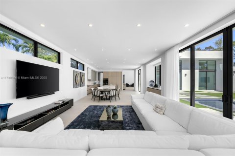 Casa en venta en Pinecrest, Florida, 7 dormitorios, 640.84 m2 № 1488198 - foto 13