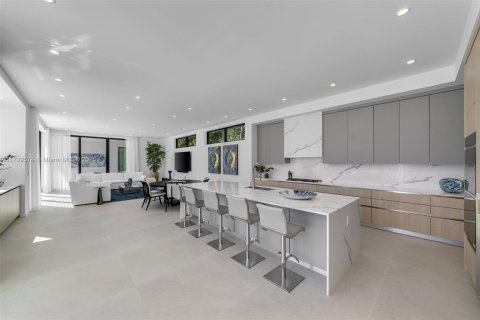 Casa en venta en Pinecrest, Florida, 7 dormitorios, 640.84 m2 № 1488198 - foto 11
