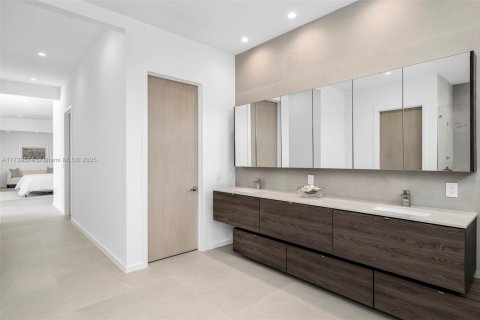 Casa en venta en Pinecrest, Florida, 7 dormitorios, 640.84 m2 № 1488198 - foto 19