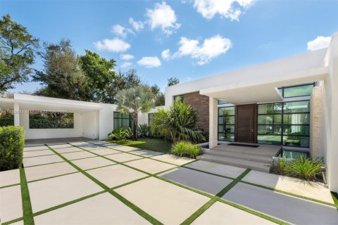 Casa en venta en Pinecrest, Florida, 7 dormitorios, 640.84 m2 № 1488198 - foto 2