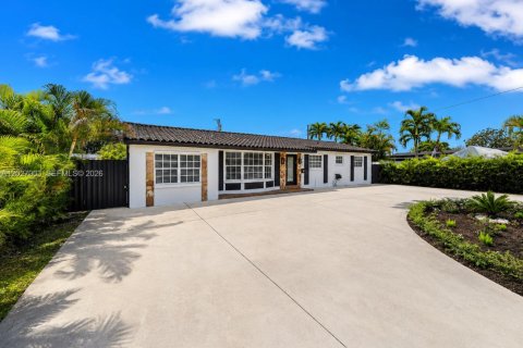 Villa ou maison à vendre à Miami, Floride: 5 chambres, 252.42 m2 № 2078217 - photo 26