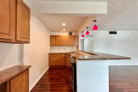 Condominio en venta en Saint Petersburg, Florida, 2 dormitorios, 79.43 m2 № 1815530 - foto 6