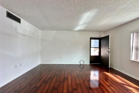 Condominio en venta en Saint Petersburg, Florida, 2 dormitorios, 79.43 m2 № 1815530 - foto 5