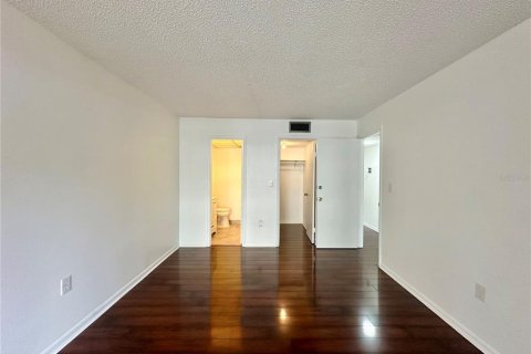Condominio en venta en Saint Petersburg, Florida, 2 dormitorios, 79.43 m2 № 1815530 - foto 11