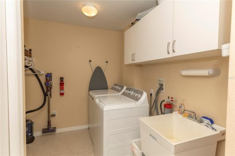 Condo in Englewood, Florida, 3 bedrooms  № 1898899 - photo 30