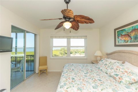 Condo in Englewood, Florida, 3 bedrooms  № 1898899 - photo 22