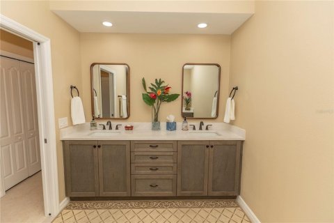 Condo in Englewood, Florida, 3 bedrooms  № 1898899 - photo 25