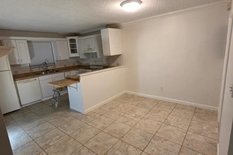 Townhouse in St. Lucie, Florida 2 bedrooms, 123.37 sq.m. № 2230628 - photo 4