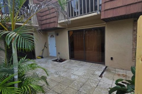 Townhouse in St. Lucie, Florida 2 bedrooms, 123.37 sq.m. № 2230628 - photo 2